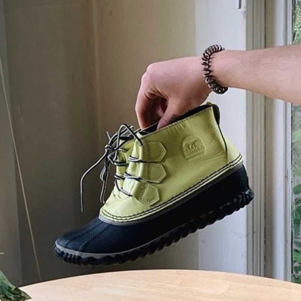 Sorel Out N About Leather Lace Up Duck Booties